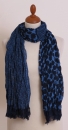 Leichter Schal aus Bio Baumwolle in blau-dunkelblau